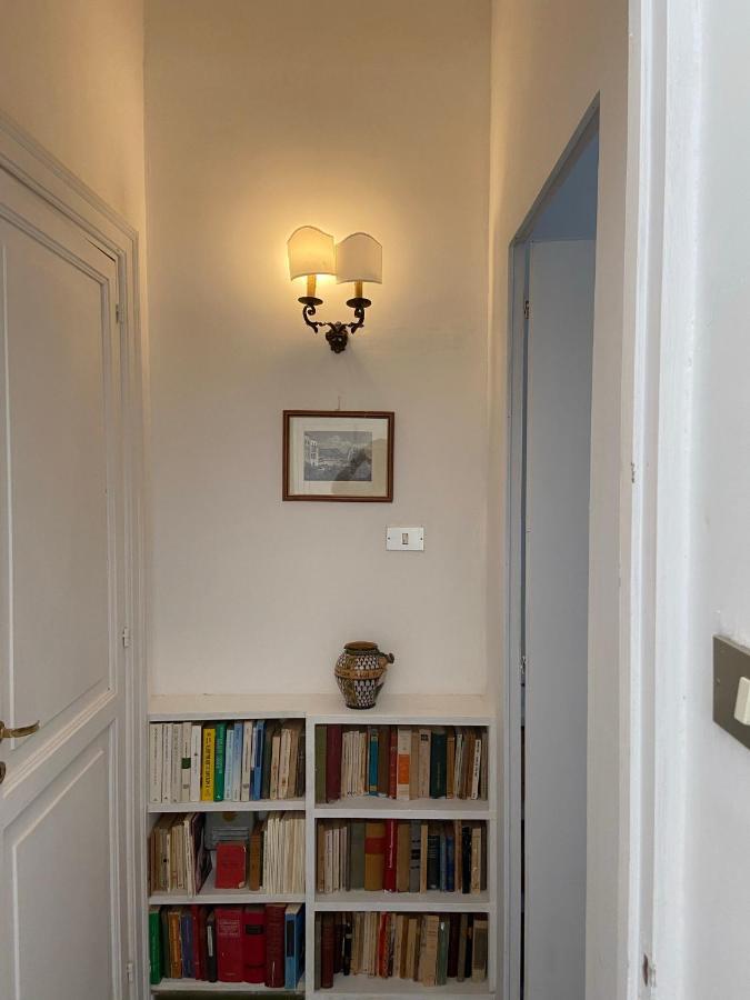 Rooms In San Domenico Maggiore 3 Napoli Eksteriør billede