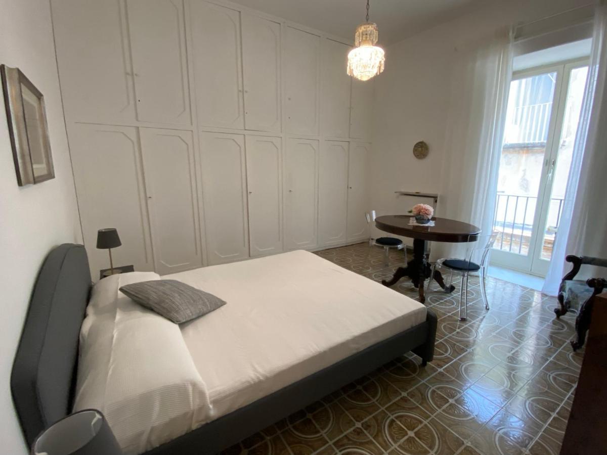 Rooms In San Domenico Maggiore 3 Napoli Eksteriør billede