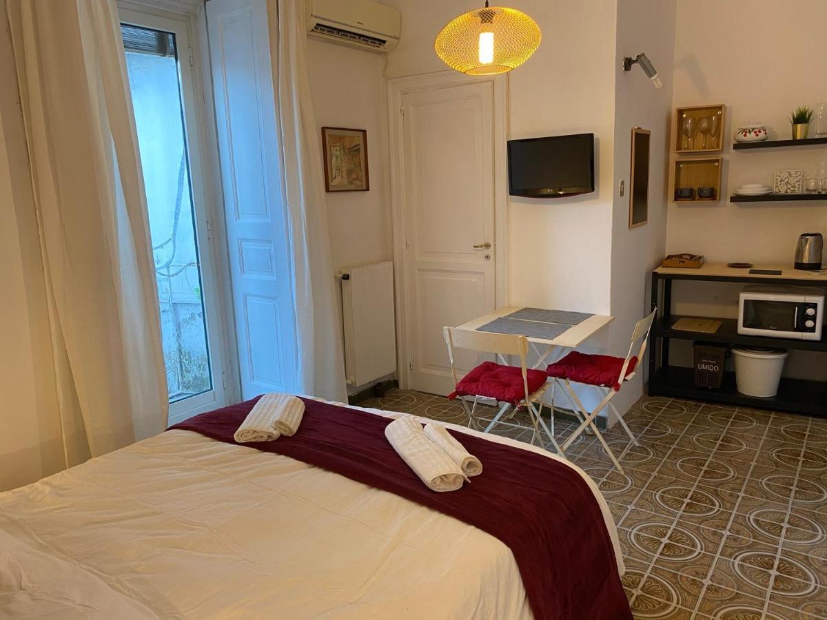 Rooms In San Domenico Maggiore 3 Napoli Eksteriør billede