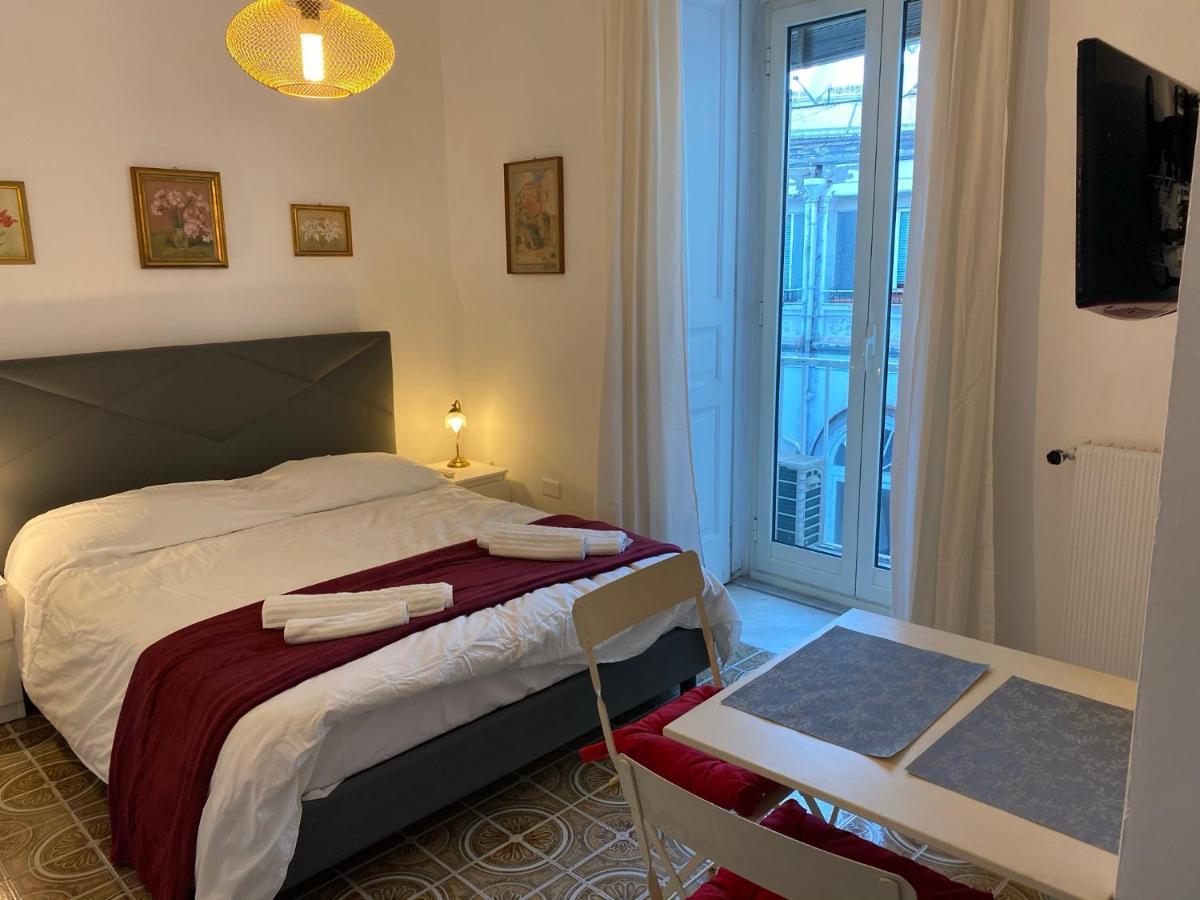 Rooms In San Domenico Maggiore 3 Napoli Eksteriør billede